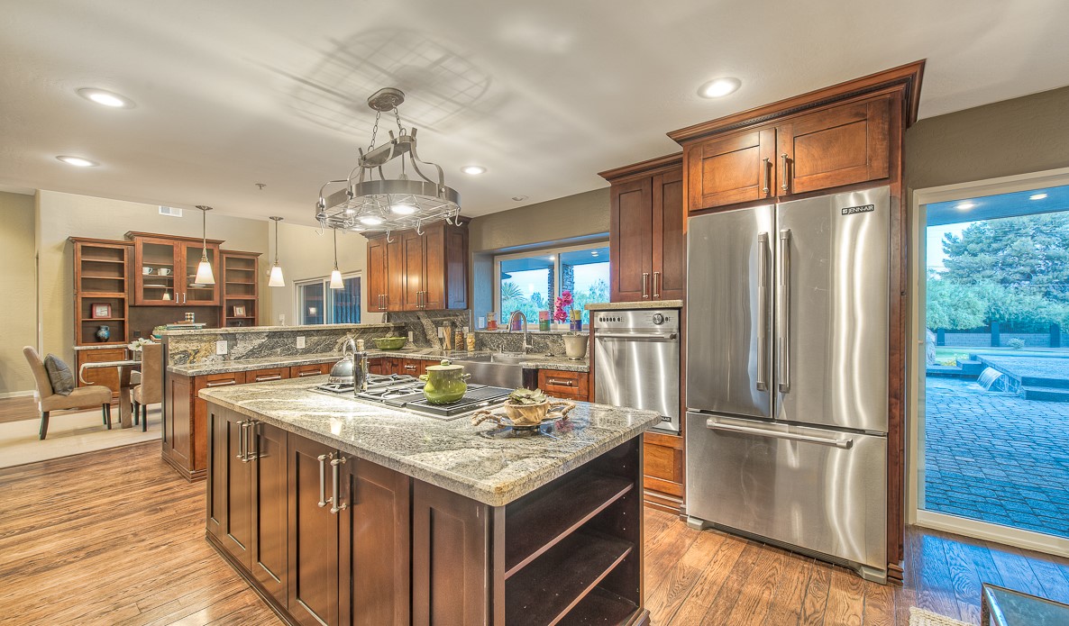 2388d184-eb14-4048-a623-35878c999195