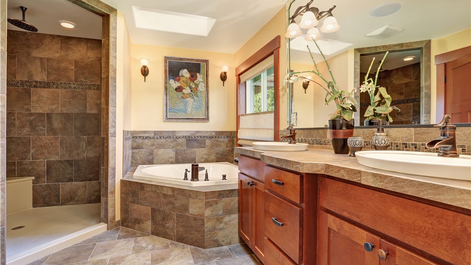 Bathroom Corner Tub